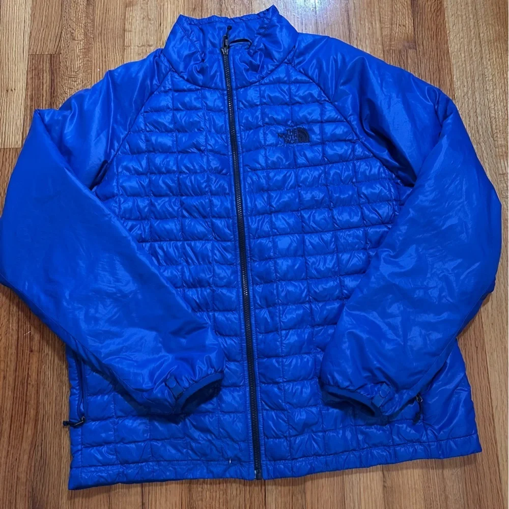 The North face  Men’s Thermoball full Zip Quilted Jacket-Puffer  Size XL